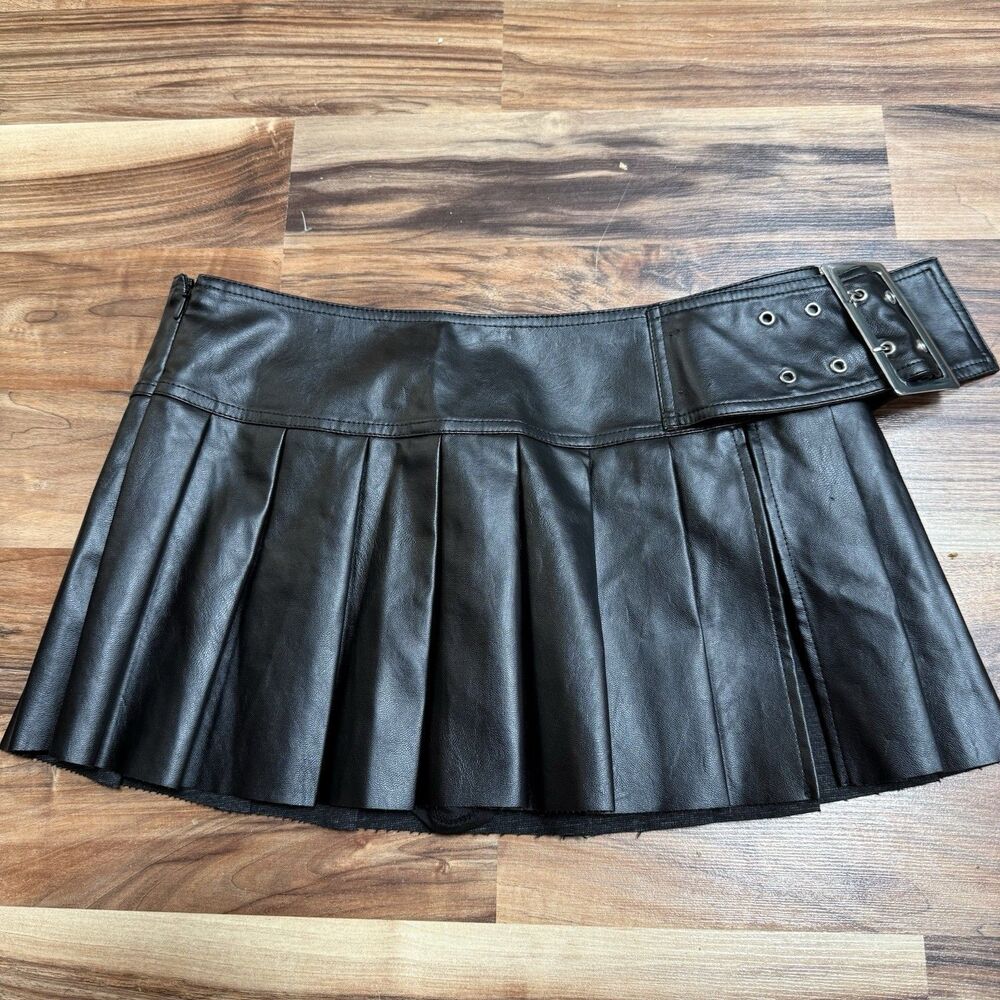 SHEIN Fairy Goth Grunge Faux Leather Pleated Mini Skirt Double Buckle Sz S NWOT